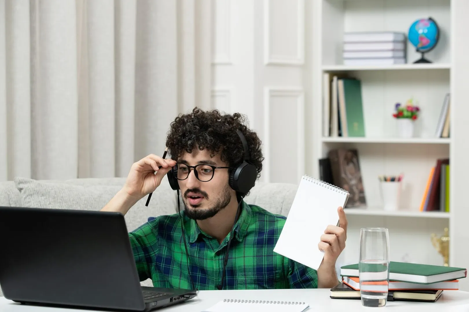 Three Ways Freelance Translators Benefit From Social Media
